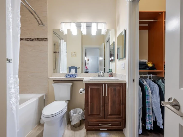 A601-20716 Willoughby Town Centre Drive, Langley, BC, V2Y 3J7 - 12