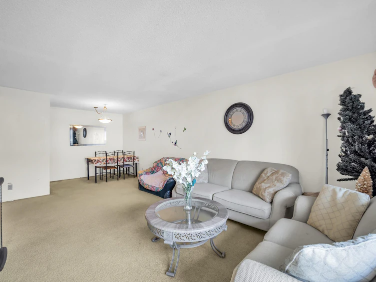 305-8720 Lansdowne Road, Richmond, BC, V6X 1B9