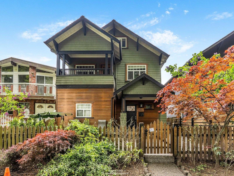 822 E 22nd Avenue, Vancouver BC V5V 1V7