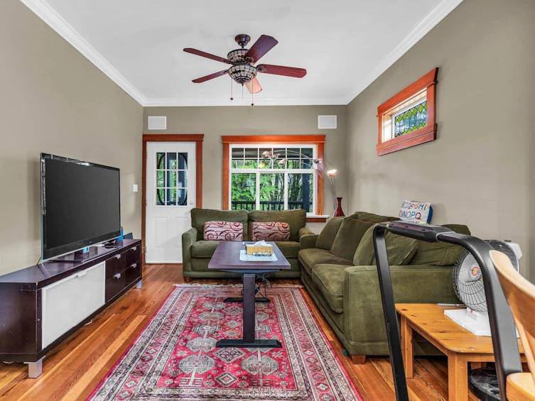 822 E 22nd Avenue, Vancouver, BC, V5V 1V7 - 8