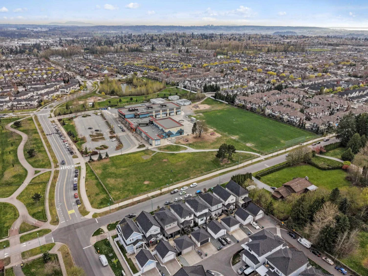 9-7177 194a Street, Surrey, BC, V4N 6V6 - 26