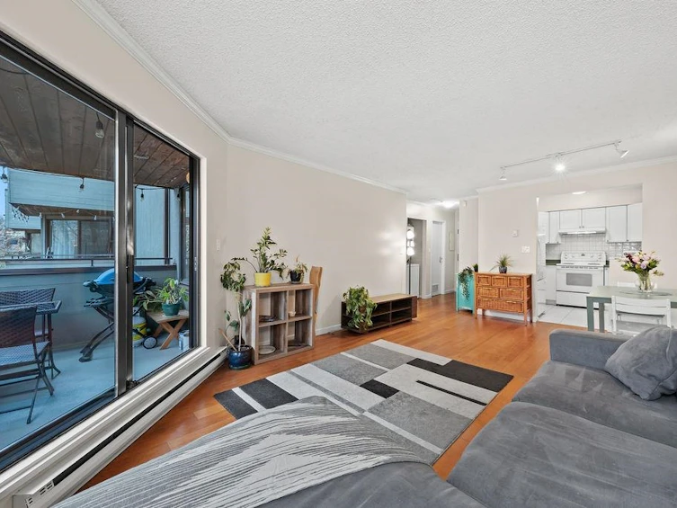 308-1476 W 10th Avenue, Vancouver, BC, V6H 1J9 - 3