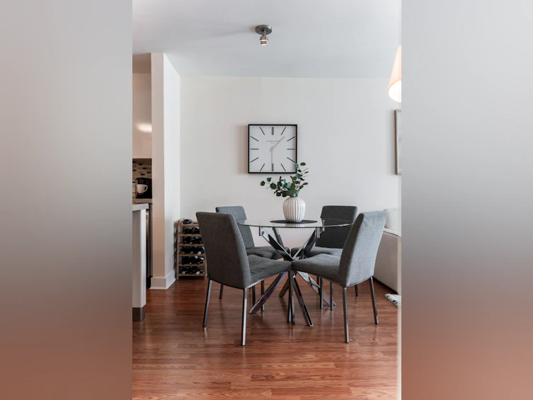 1104-175 W 1st Street, North Vancouver, BC, V7M 3N9 - 11