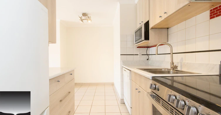 9-140 20th Street, North Vancouver, BC, V7L 3A4 - 10