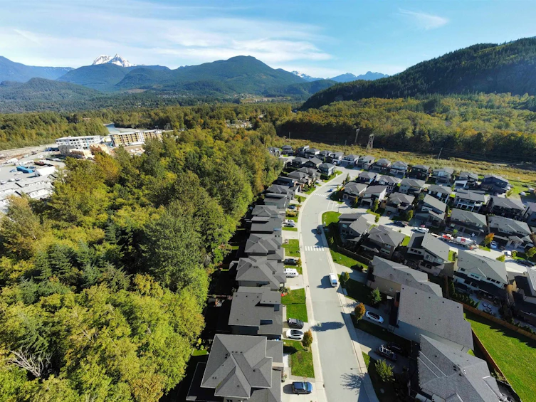 39349 Falcon Crescent, Squamish, BC, V8B 0Y9 - 36