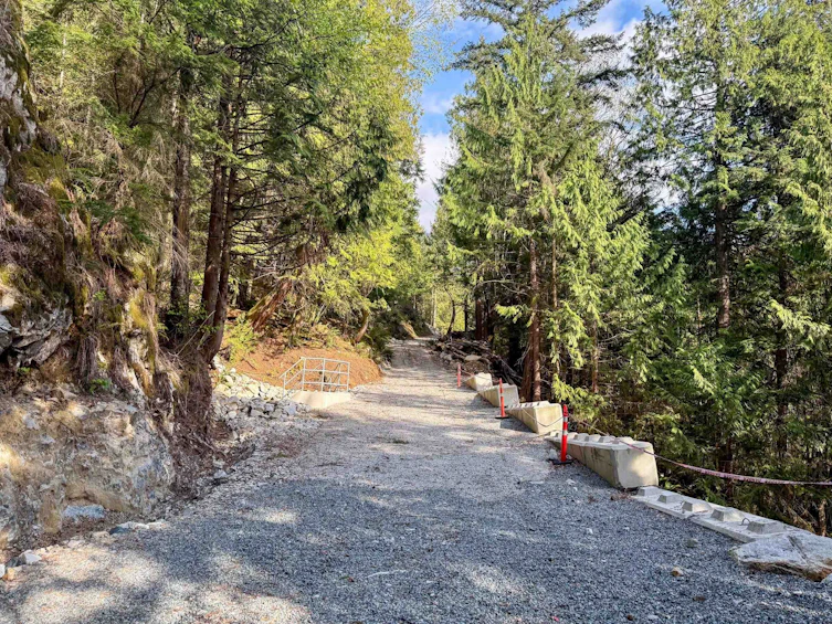 1010 Quarry Lane, Squamish, BC, V8B 1J2 - 8