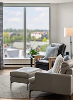 904 1135 Quayside Drive