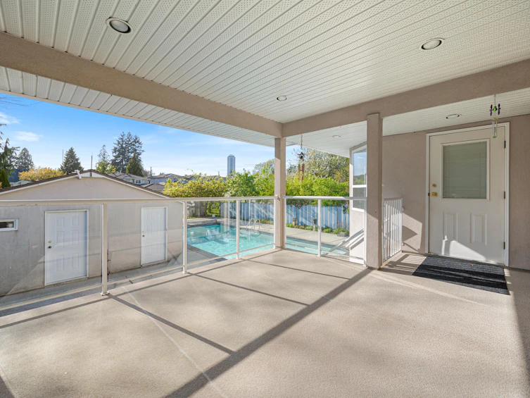 7055 Gray Avenue, Burnaby, BC, V5J 3Y9 - 37