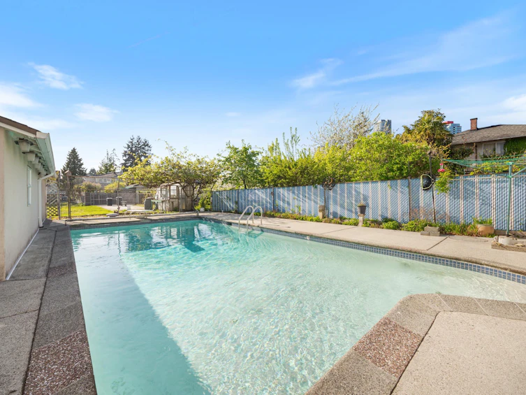 7055 Gray Avenue, Burnaby, BC, V5J 3Y9 - 38
