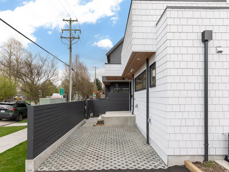 2652 E 38th Avenue, Vancouver, BC, V5R 3M9 - 18