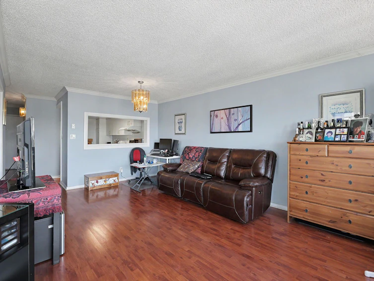 1701-14881 103a Avenue, Surrey, BC, V3R 0M5 - 6