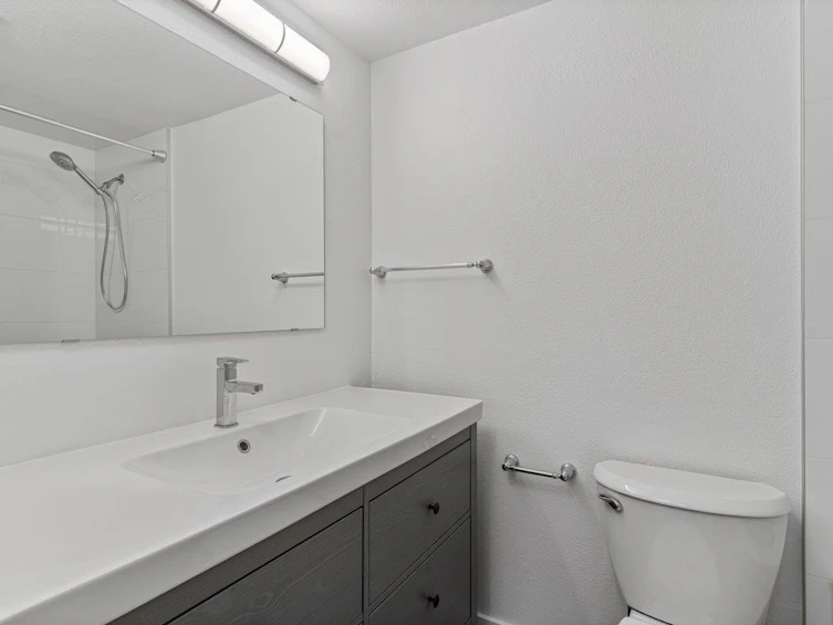 212-12096 222 Street, Maple Ridge, BC, V2X 5W1 - 12