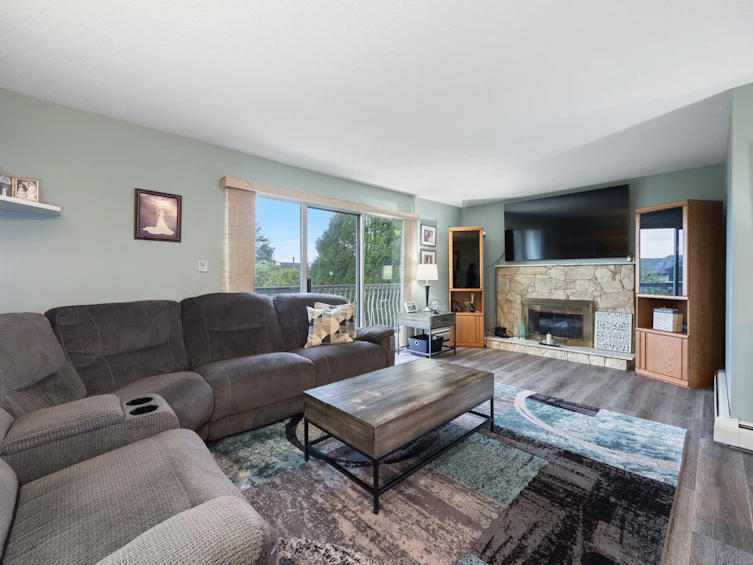 4607 Irmin Street, Burnaby, BC, V5J 1Y1 - 7