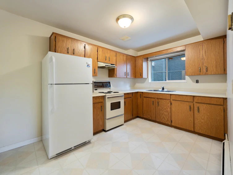 4607 Irmin Street, Burnaby, BC, V5J 1Y1 - 39