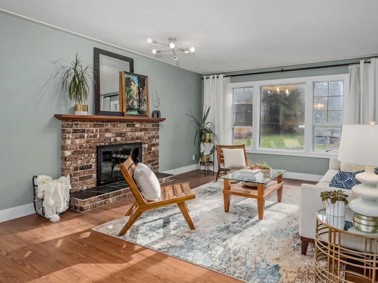 8442 Harms Street, Mission, BC, V2V 6G2 - 4