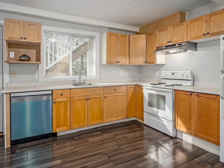 8442 Harms Street, Mission, BC, V2V 6G2 - 25