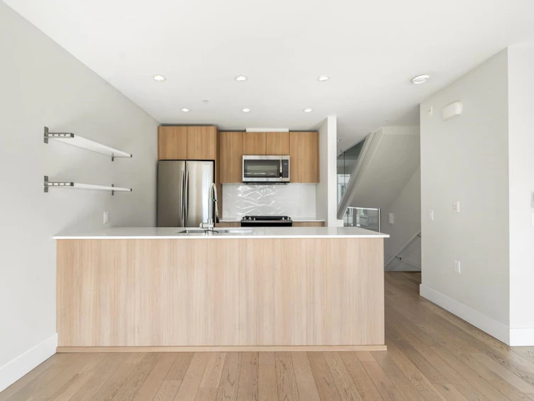 8-531 E 16th Avenue, Vancouver, BC, V5T 2V1 - 6