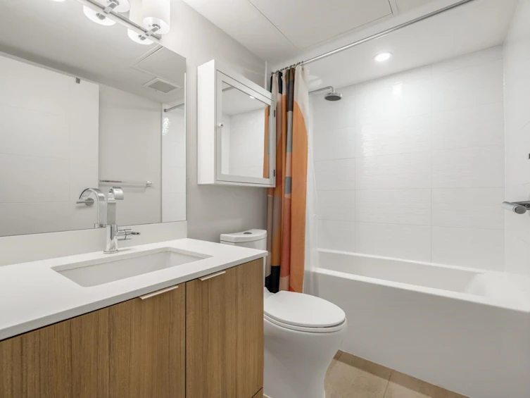 8-531 E 16th Avenue, Vancouver, BC, V5T 2V1 - 13