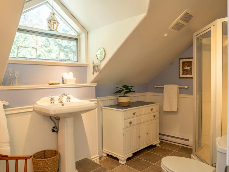 486 Bluff Way, Mayne Island, BC, V0N 2J2 - 28