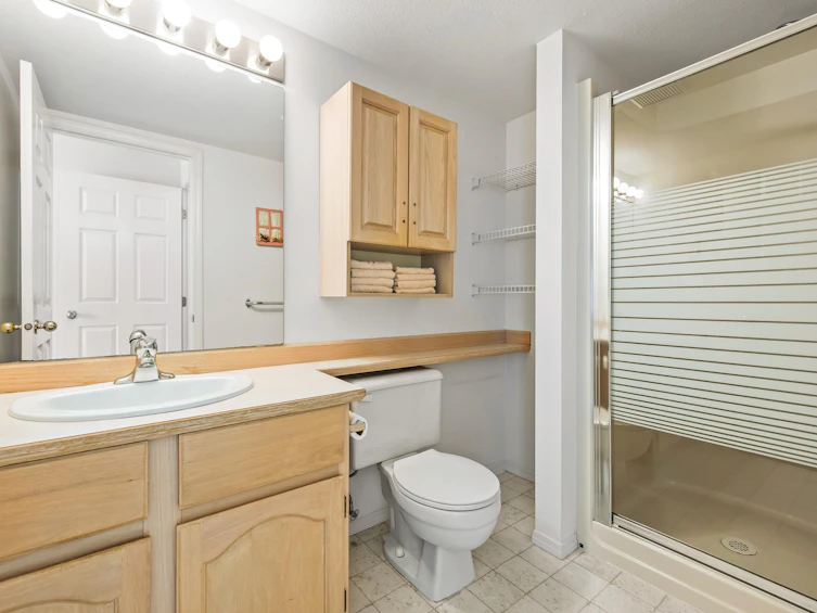 15-46350 Cessna Drive, Chilliwack, BC, V2P 7W3 - 20