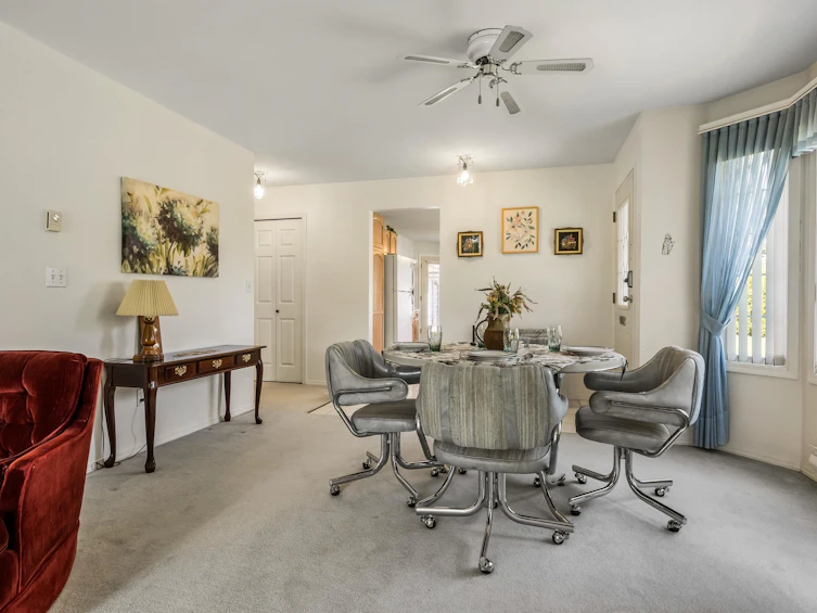 15-46350 Cessna Drive, Chilliwack, BC, V2P 7W3 - 9