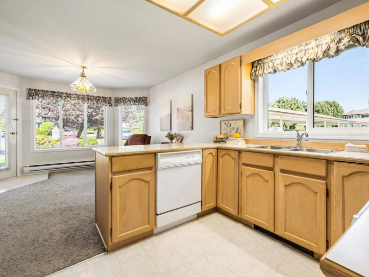 15-46350 Cessna Drive, Chilliwack, BC, V2P 7W3 - 12