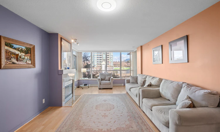 705-2088 Madison Avenue