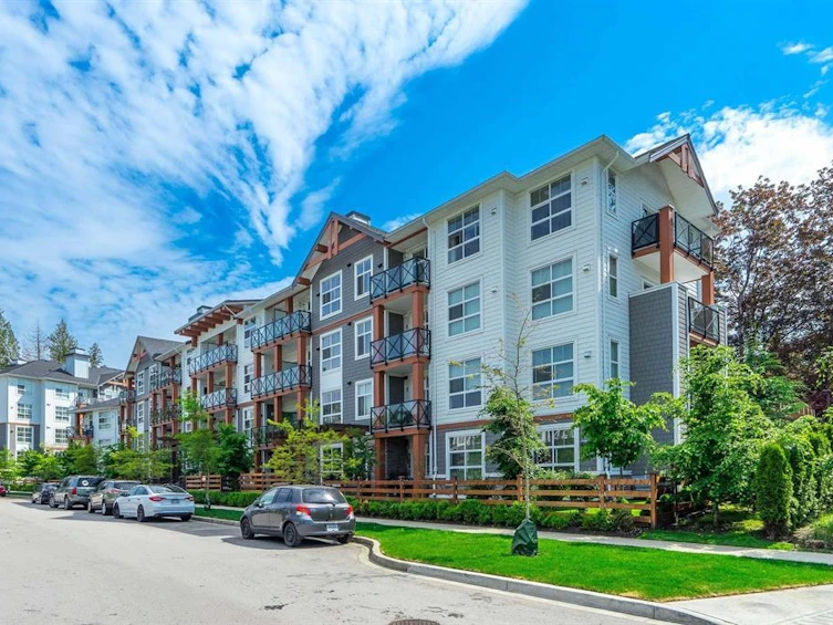 207-14550 Winter Crescent, Surrey, BC, V4P 0G4