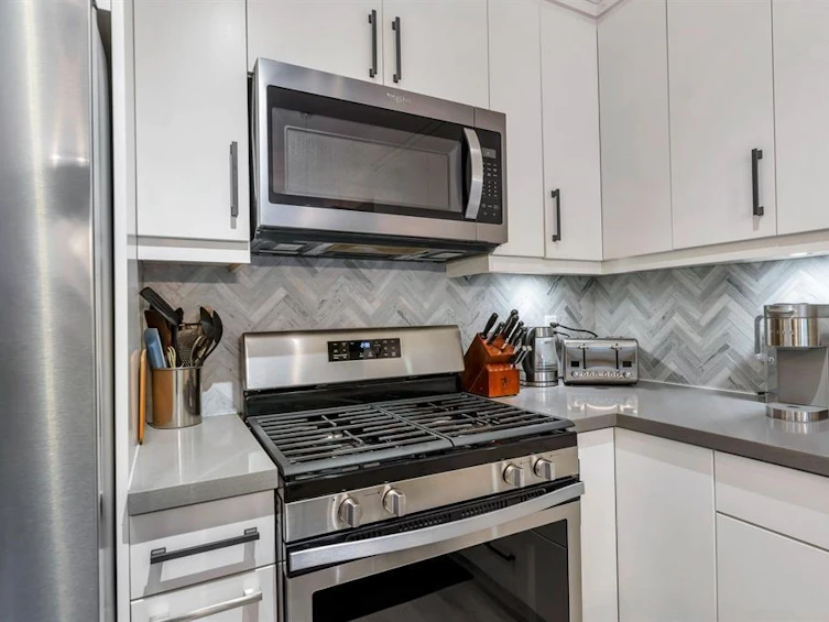 207-14550 Winter Crescent, Surrey, BC, V4P 0G4 - 8
