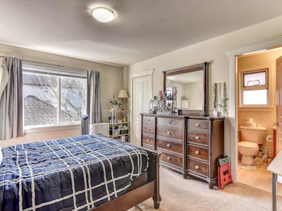 6914 190 Street - 2