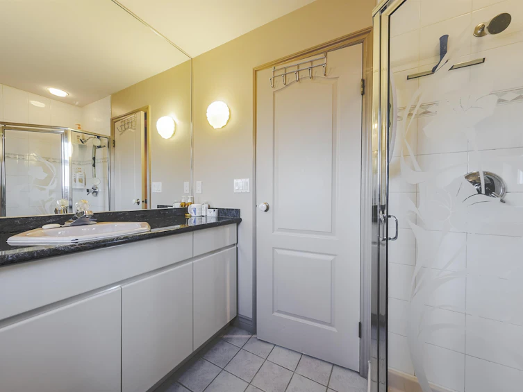 9731 Alberta Road, Richmond, BC, V6Y 1T7 - 18
