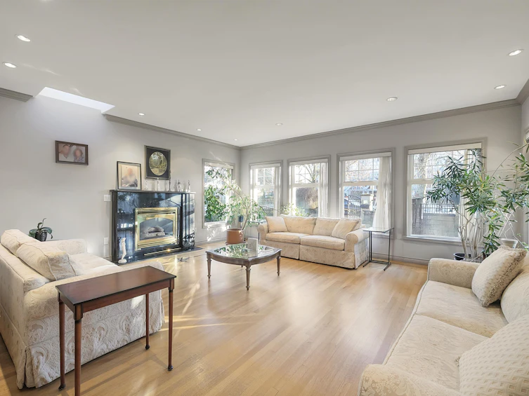 9731 Alberta Road, Richmond, BC, V6Y 1T7 - 3