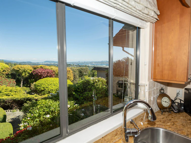 26-2214 Folkestone Way, West Vancouver, BC, V7S 2X7 - 29