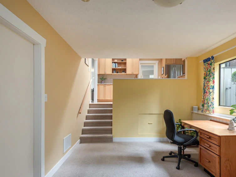 2376 King Albert Avenue, Coquitlam, BC, V3J 7E4 - 20