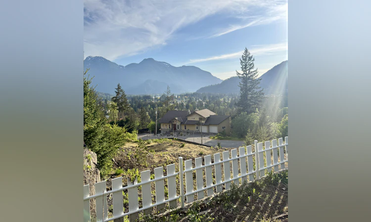 21647 Thacker Mtn Road