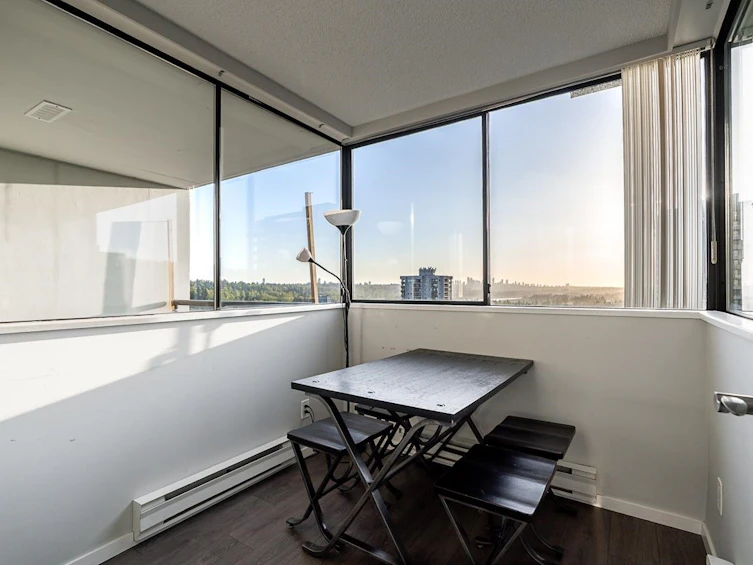 2101-9521 Cardston Court, Burnaby, BC, V3N 4R8 - 23