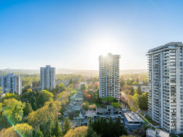 2101-9521 Cardston Court, Burnaby, BC, V3N 4R8 - 33