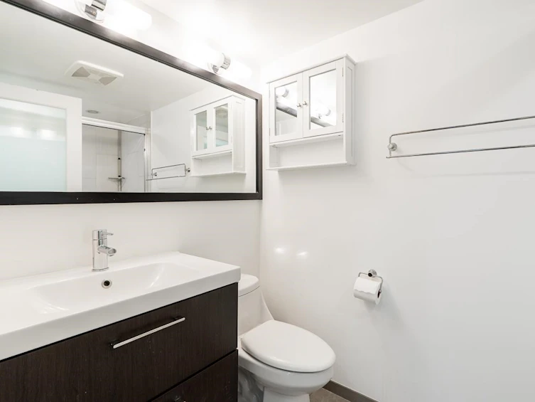 2101-9521 Cardston Court, Burnaby, BC, V3N 4R8 - 29