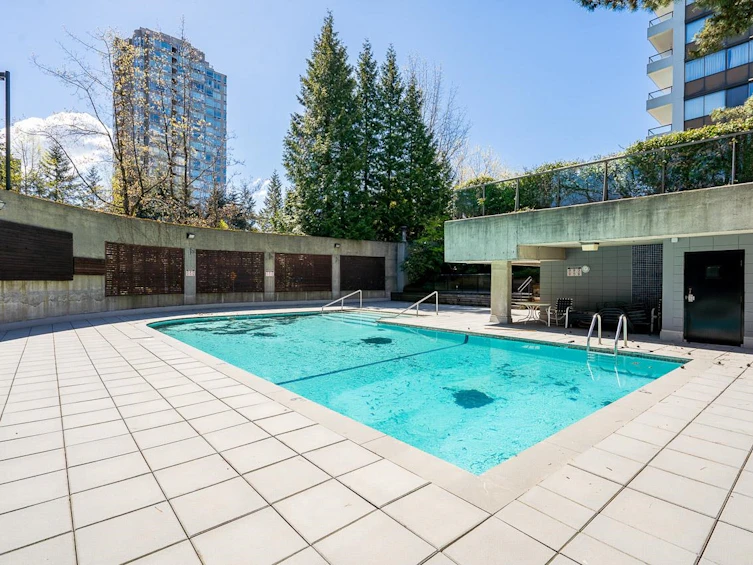 2101-9521 Cardston Court, Burnaby, BC, V3N 4R8 - 38