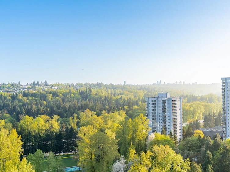 2101-9521 Cardston Court, Burnaby, BC, V3N 4R8 - 35