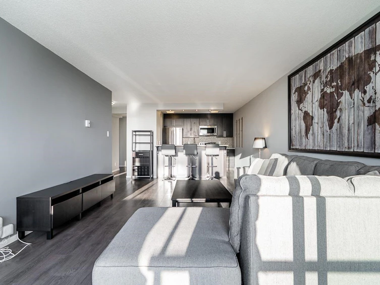 2101-9521 Cardston Court, Burnaby, BC, V3N 4R8 - 21