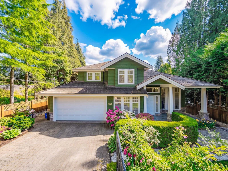 550 Keith Road, West Vancouver BC V7T 1L7