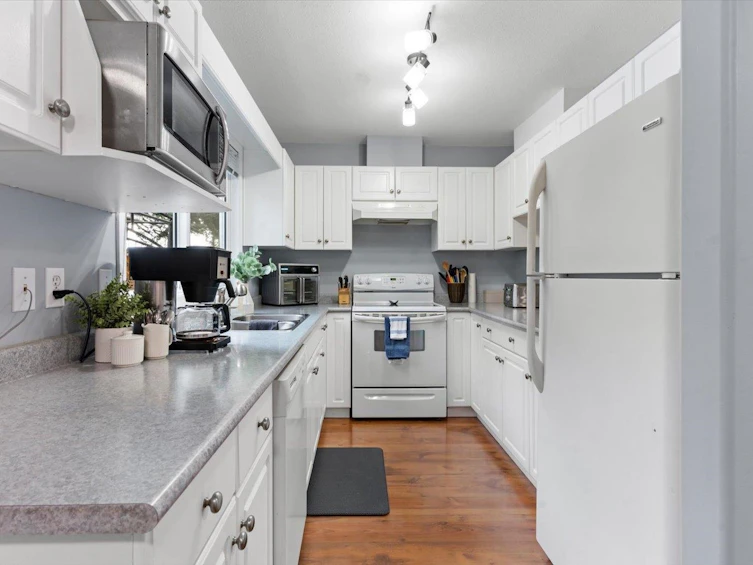 5-46209 Cessna Drive, Chilliwack, BC, V2P 1A7 - 12
