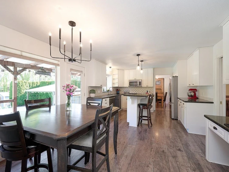 21469 126 Avenue, Maple Ridge, BC, V4R 2H4 - 9
