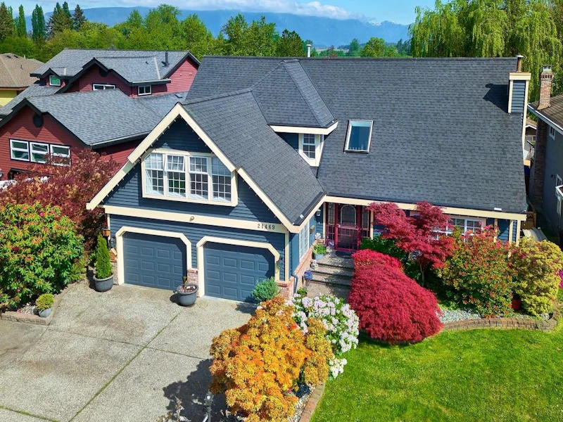 21469 126th Avenue, Maple Ridge BC V4R 2H4