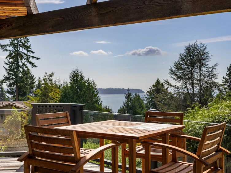 4615 Woodgreen Drive, West Vancouver, BC, V7S 2V4 - 3