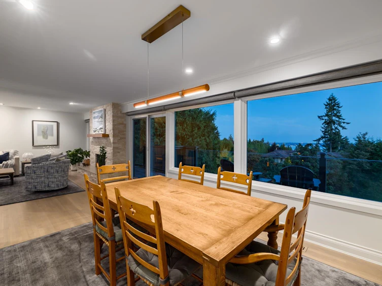4615 Woodgreen Drive, West Vancouver, BC, V7S 2V4 - 6