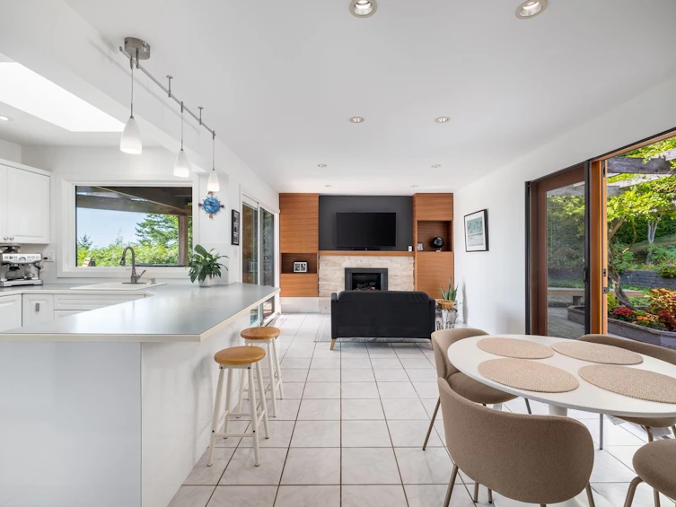 4615 Woodgreen Drive, West Vancouver, BC, V7S 2V4 - 12