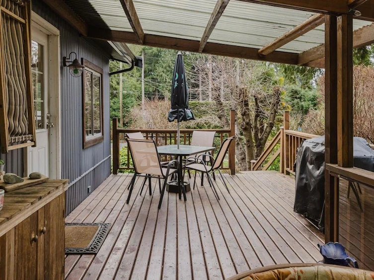 3366 Richards Road, Roberts Creek, BC, V0N 2W2 - 22