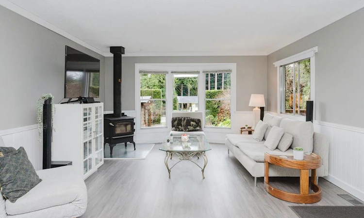 3366 Richards Road
